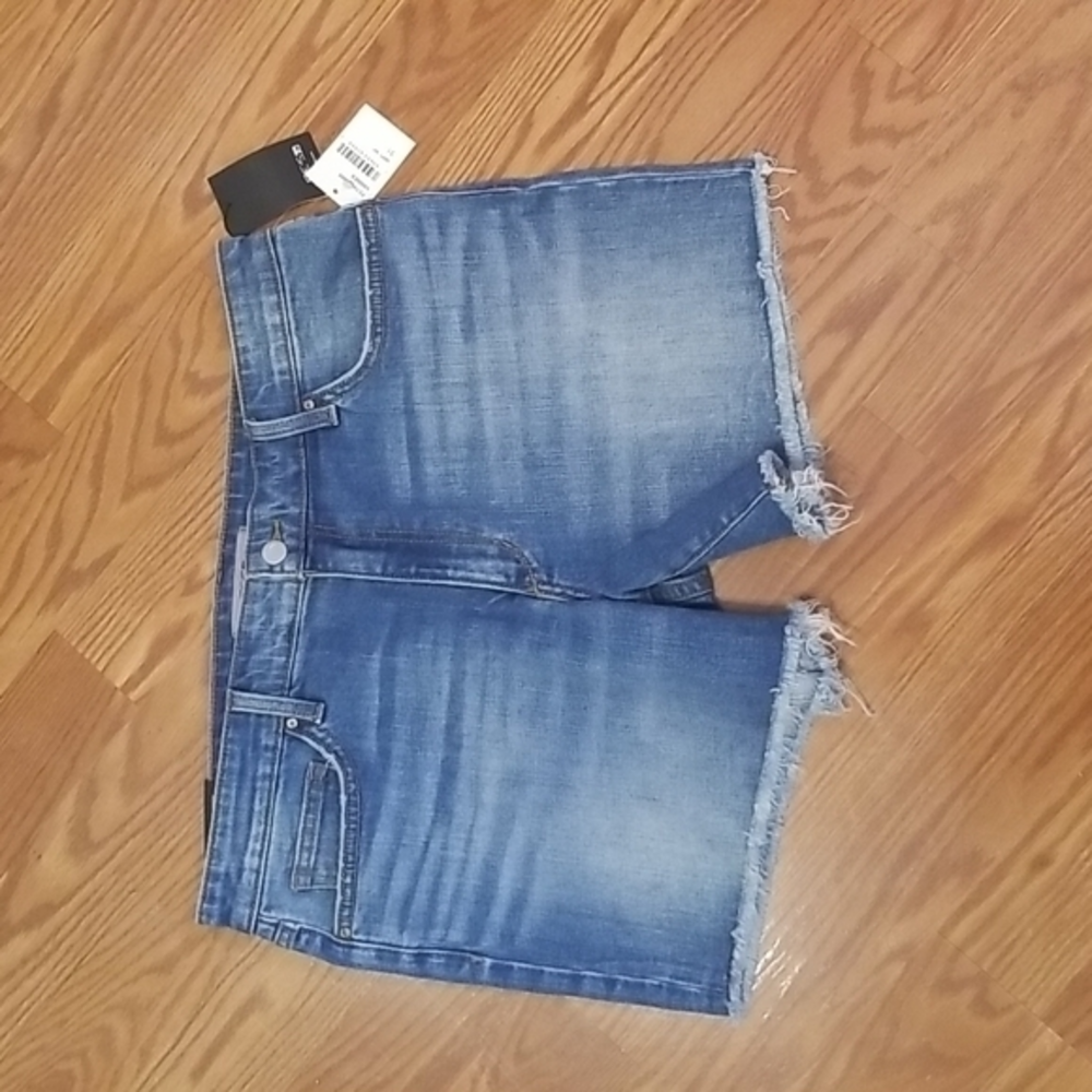 New with tags Joe's jean shorts‎ 31